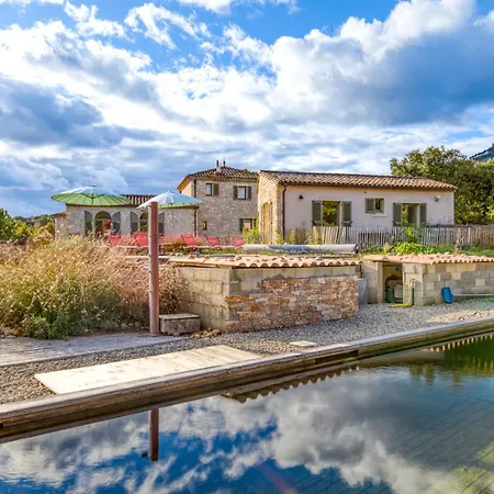 Casa vacanze Avec Piscine De 25 M Et *