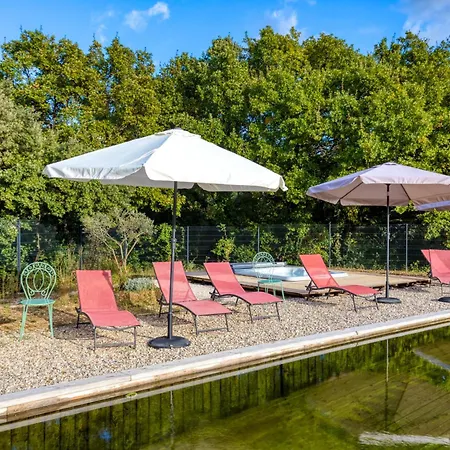 Avec Piscine De 25 M Et * Saint-Mathieu-de-Tréviers